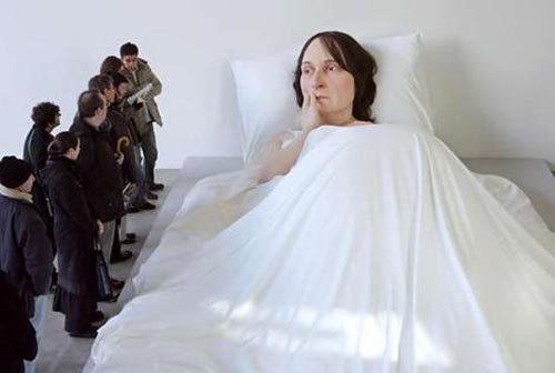 Рон Мьюик (Ron Mueck) - австралийский и британский скульптор.